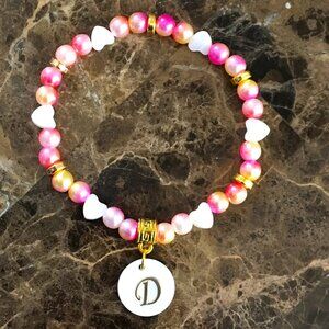 Handmade Personalized Stretch Pearl Bracelet -Choose Letter